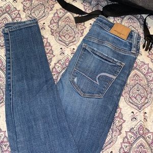 High waisted jeans